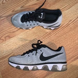 Nike Tailwind 8 Sneakers